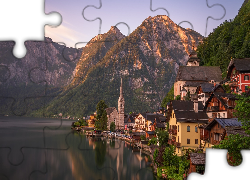 Góry, Alpy Salzburskie, Jezioro Hallstattersee, Domy, Kościół, Austria, Hallstatt