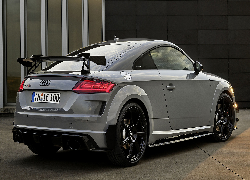 Audi TT RS, Coupe Iconic Edition