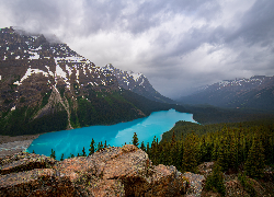 Park Narodowy Banff, Jezioro, Peyto Lake, Góry, Lasy, Chmury, Kamienie, Prowincja Alberta, Kanada