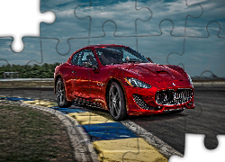 Czerwone, Maserati GranTurismo GT