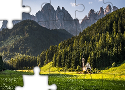 Włochy, Dolina Val di Funes, Kościół św. Jana, Dolomity, Góry, Las, Drzewa