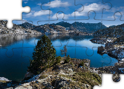 Jezioro, Estany de I llla, Góry, Pireneje Wschodnie, Skały, Drzewo, Encamp, Andora