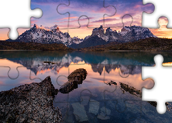Góry, Cordillera del Paine, Jezioro, Lake Pehoe, Park Narodowy Torres del Paine, Patagonia, Chile