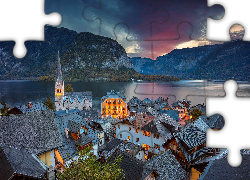 Austria, Hallstatt, Jezioro Hallstättersee, Domy, Kościół, Góry, Alpy Salzburskie