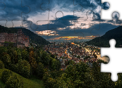 Niemcy, Heidelberg, Góry, Rzeka Neckar, Most, Wzgórze, Ruiny, Zamku, Drzewa, Domy, Chmury