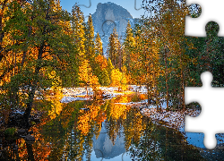 Park Narodowy Yosemite, Góra, Half Dome, Rzeka, Merced River, Jesień, Drzewa, Śnieg, Stany Zjednoczone, Kalifornia