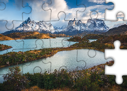 Jeziora, Góry, Cordillera del Paine, Chmury, Park Narodowy Torres del Paine, Patagonia, Chile