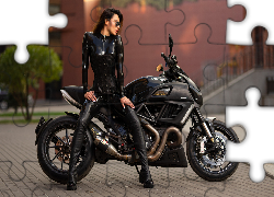 Kobieta, Okulary, Motocykl, Ducati Diavel