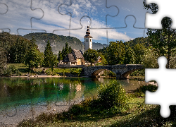 Słowenia, Gmina Bohinj, Kościół św. Jana, Most, Jezioro Bohinj, Drzewa