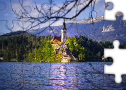 Jezioro Bled, Wyspa, Kościół Wniebowzięcia Najświętszej Marii Panny, Góry, Lasy, Drzewa, Słowenia
