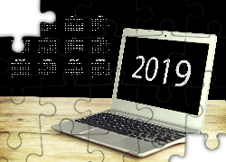 Kalendarz, 2019, Laptop