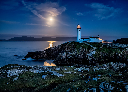 Morze, Noc, Skały, Księżyc, Latarnia morska, Fanad Head Lighthouse, Letterkenny, Irlandia