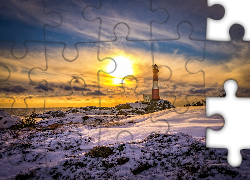 Norwegia, Wyspa Eigerøya, Latarnia morska Eigerøy Lighthouse,  Zima, Zachód słońca