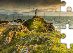Latarnia morska Llanddwyn Lighthouse, Wyspa Anglesey, Walia, Morze, Skały