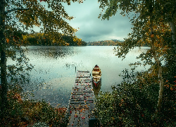 Jesień, Jezioro, Pomost, Łódka, Drzewa