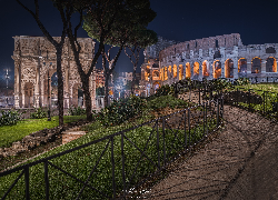 Noc, Zabytki, Łuk Konstantyna Wielkiego, Koloseum, Amfiteatr Flawiuszów, Rzym, Włochy Amfiteatr