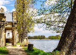 Pałac Marmurowy, Drzewa, Jezioro Heiligersee, Poczdam, Niemcy