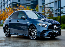 Mercedes-AMG A35, Sedan