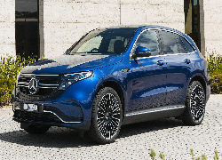 Mercedes-Benz EQC, AMG