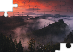 Góry, Mgła, Drzewa, Skała, Formacja Mariina skala, Park Narodowy Czeska Szwajcaria, Jetrichovice, Czechy