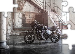 Motocykl, Yamaha XJR1300 Racer, 2015