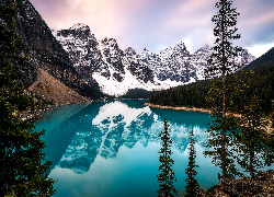 Jezioro Moraine, Góry, Las, Zima, Park Narodowy Banff, Odbicie, Kanada