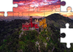 Góry, Wzgórze, Pałac Pena, Skały, Drzewa, Kolorowe, Niebo, Sintra, Portugalia