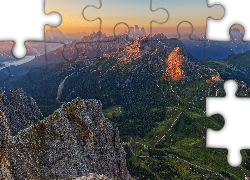 Góry, Wschód słońca, Mgła, Szlaki turystyczne, Skały