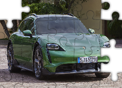 Zielone, Porsche Taycan Turbo