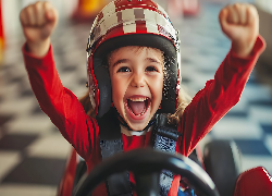 Dziecko, Radość, Uniesione, Ręce, Kask, Kierownica