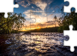 Norwegia, Rzeka Neitijoki, Zachód słońca, Drzewa
