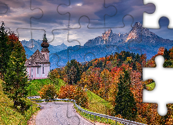 Kościół, Sanktuarium Maria Gern, Jesień, Drzewa, Droga, Góry, Alpy Salzburskie, Berchtesgaden, Bawaria, Niemcy