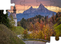 Jesień, Kościół, Sanktuarium Maria Gern, Drzewa, Droga, Góry, Alpy Salzburskie, Berchtesgaden, Bawaria, Niemcy
