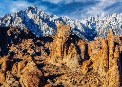 Stany Zjednoczone, Kalifornia, Skały, Alabama Hills, Góry, Ośnieżone