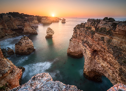 Wybrzeże, Skały, WSchód słońca, Morze, Region Algarve, Portugalia