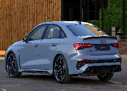 Audi RS 3, Sedan