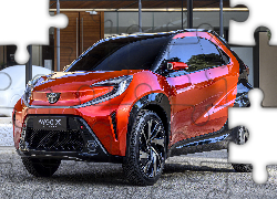 Toyota AYGO X Prologue, Czerwona