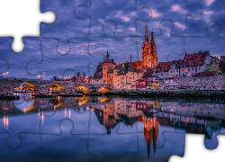 Regensburg, Miasto Ratyzbona, Rzeka Dunaj, Katedra Św. Piotra, Most, Kościół, Bawaria, Niemcy
