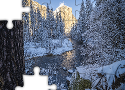 Zima, Śnieg, Góra, Half Dome, Drzewa, Rzeka Merced, Park Narodowy Yosemite, Kalifornia, Stany Zjednoczone