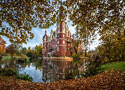 Zamek w Mużakowie, Schloss Muskau, Staw, Park Mużakowski, Mużaków, Niemcy