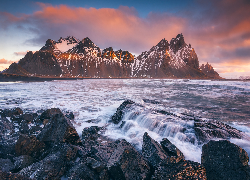 Morze, Skały, Kamienie, Góry, Góra Vestrahorn, Islandia