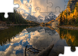 Jezioro, Sunburst Lake, Góry, Canadian Rockies, Par prowincjonalny Mount Assiniboine, Drzewa, Jesień, Kolumbia Brytyjska, Kanada