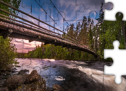 Finlandia, Rzeka Neitijoki, Bystrze Haapavitja, Most, Drzewa