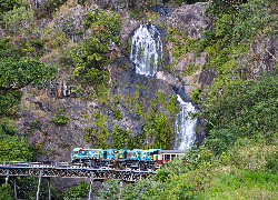Pociąg, Skały, Wodospad, Barron Falls, Queensland, Australia