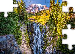 Park Narodowy Mount Rainier, Góry, Stratowulkan Mount Rainier, Wodospad, Myrtle Falls, Drzewa, Stan Waszyngton, Stany Zjednoczone