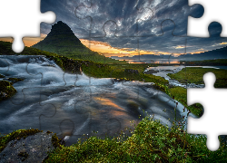 Islandia, Góra Kirkjufell, Wodospad Kirkjufellsfoss, Rzeka