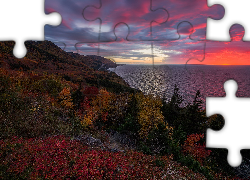 Kanada, Nowa Szkocja, Park Narodowy Cape Breton Highlands, Jesień, Wzgórza, Drzewa, Zachód słońca