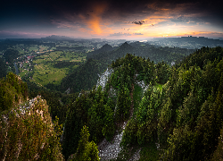 Góry, Pieniny, Szczyt, Trzy Korony, Skały, Lasy, Dolina, Chmury, Polska