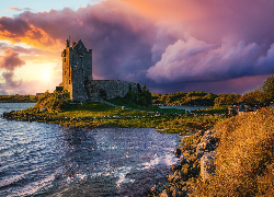 Zamek, Dunguaire Castle, Zatoka, Galway Bay, Chmury, Kinvara, Irlandia