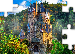 Zamek Eltz, Lasy, Wzgórze, Drzewa, Mgła, Jesień, Rejon Eifel, Nadrenia Palatynat, Niemcy